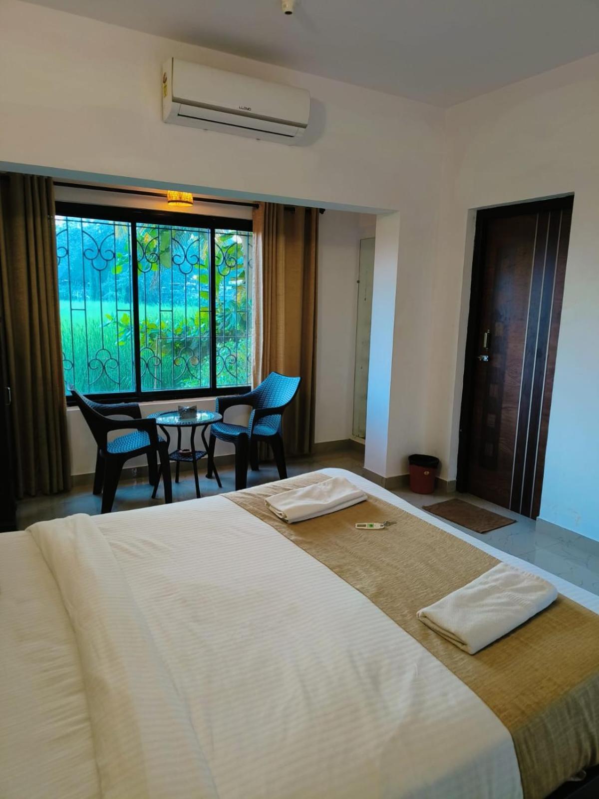 Green Field View Hotel Candolim Exterior foto